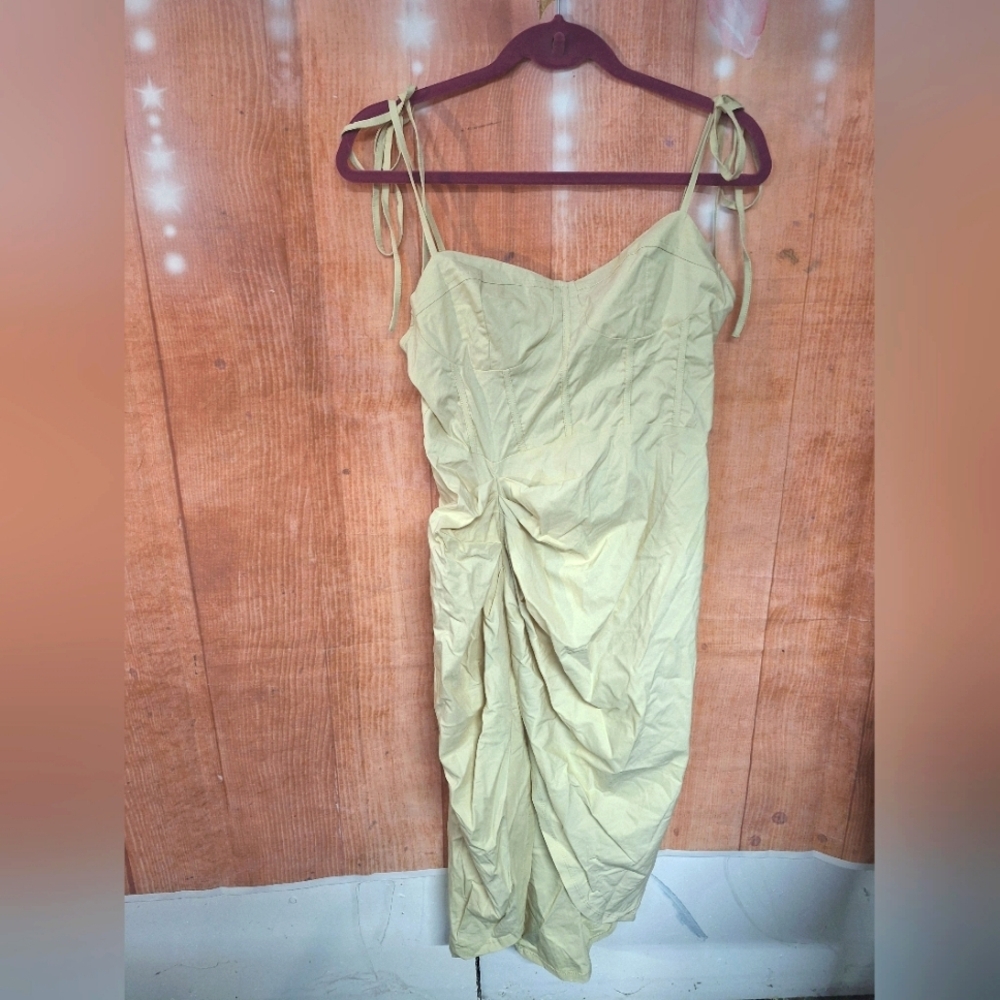 Size medium cream summer dress